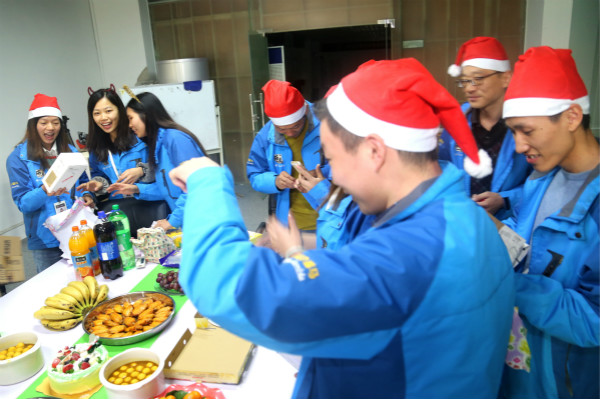 有愛的大家庭&mdash;&mdash;廣東瑞馬祝大家圣誕快樂22